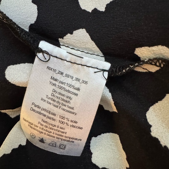 RIXO LONDON Chelsea psychedelic tulip spot… - Picture 13 of 13